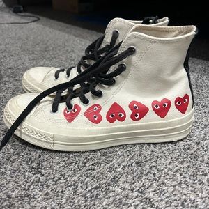 Comme des Garçons Play x Converse cream color Women’s size 7 and men’s size 5